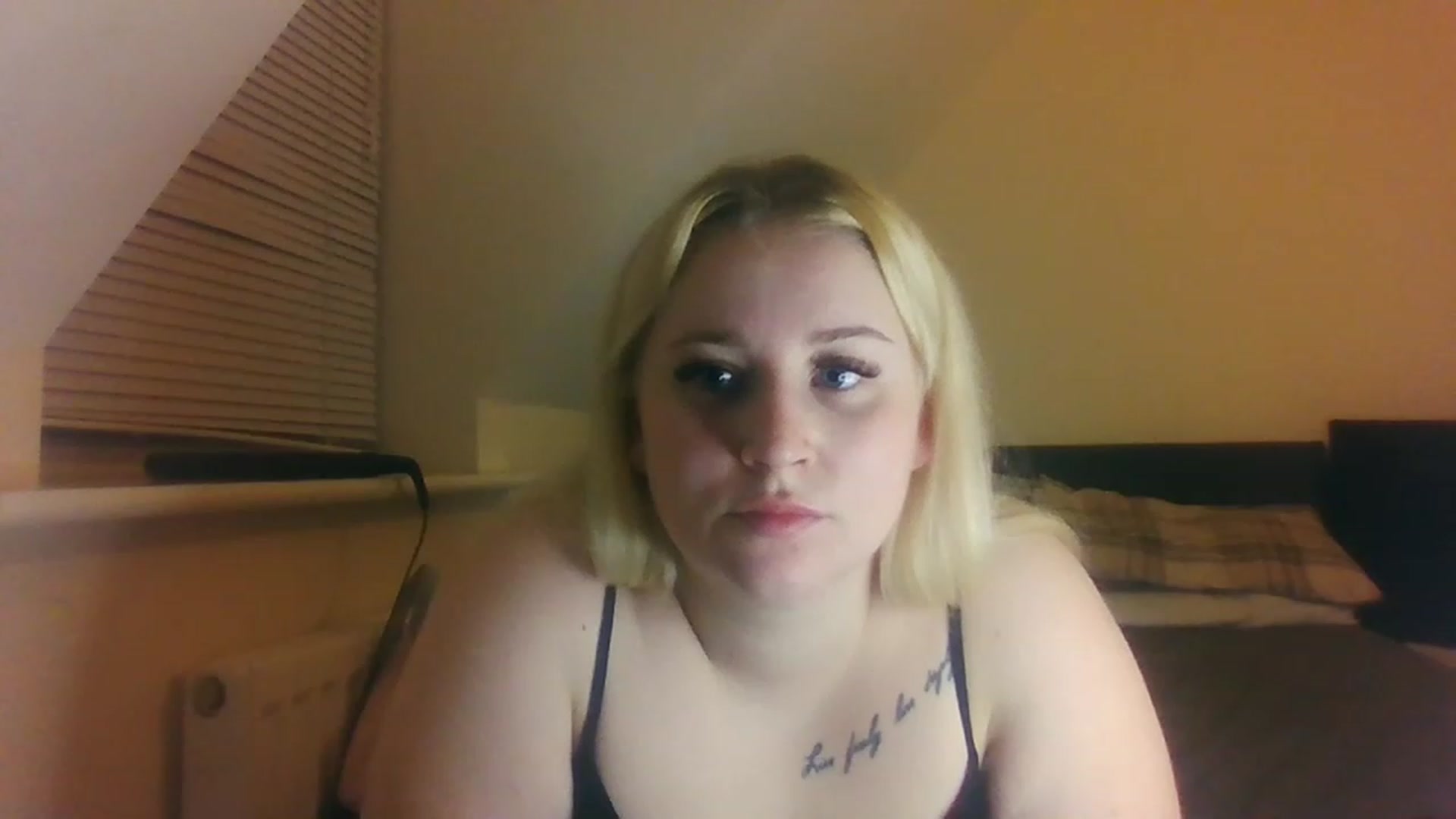 Gallery image thumbnail from JuicyJorgie's myfreecams stream on, 11/27/2022, 20:26 image 20 of 20