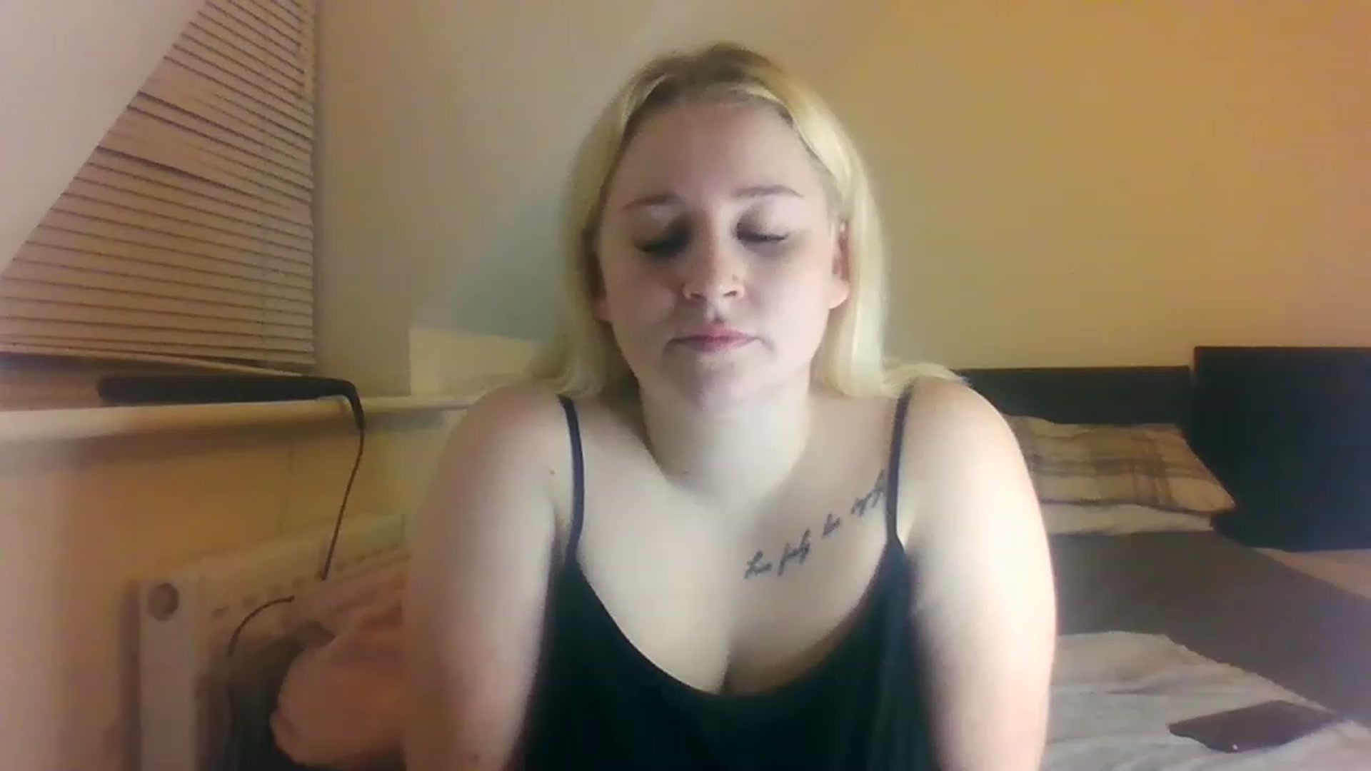 Gallery image thumbnail from JuicyJorgie's myfreecams stream on, 11/27/2022, 20:26 image 3 of 20