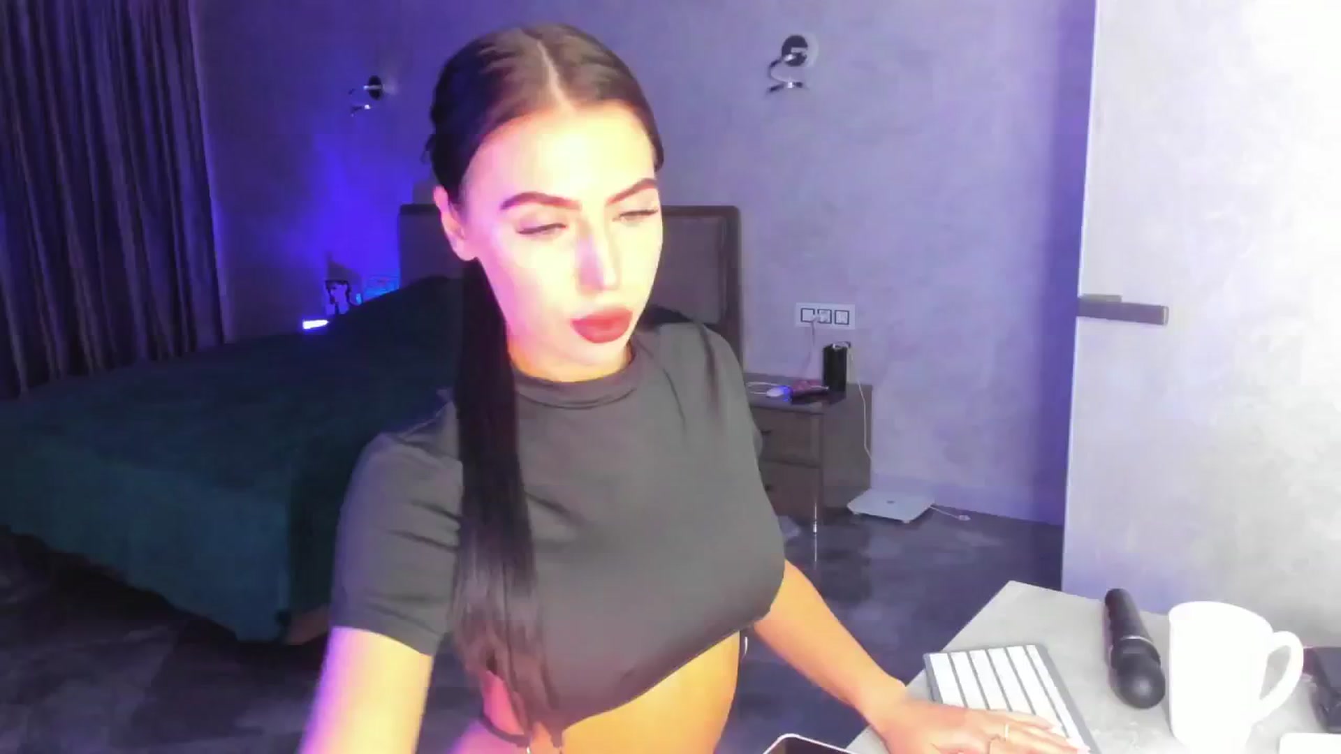 Gallery image thumbnail from JuicyK_'s myfreecams stream on, 03/05/2025, 19:34 image 13 of 20