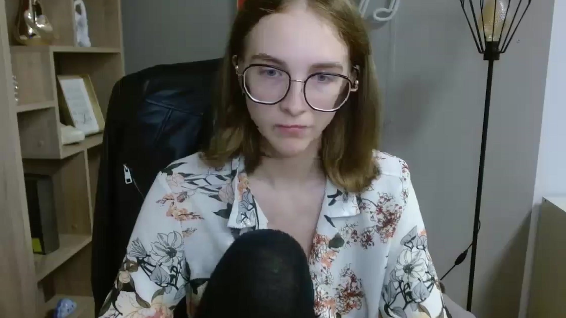 Gallery image thumbnail from JuicyPenny69's myfreecams stream on, 07/15/2025, 16:18 image 16 of 20