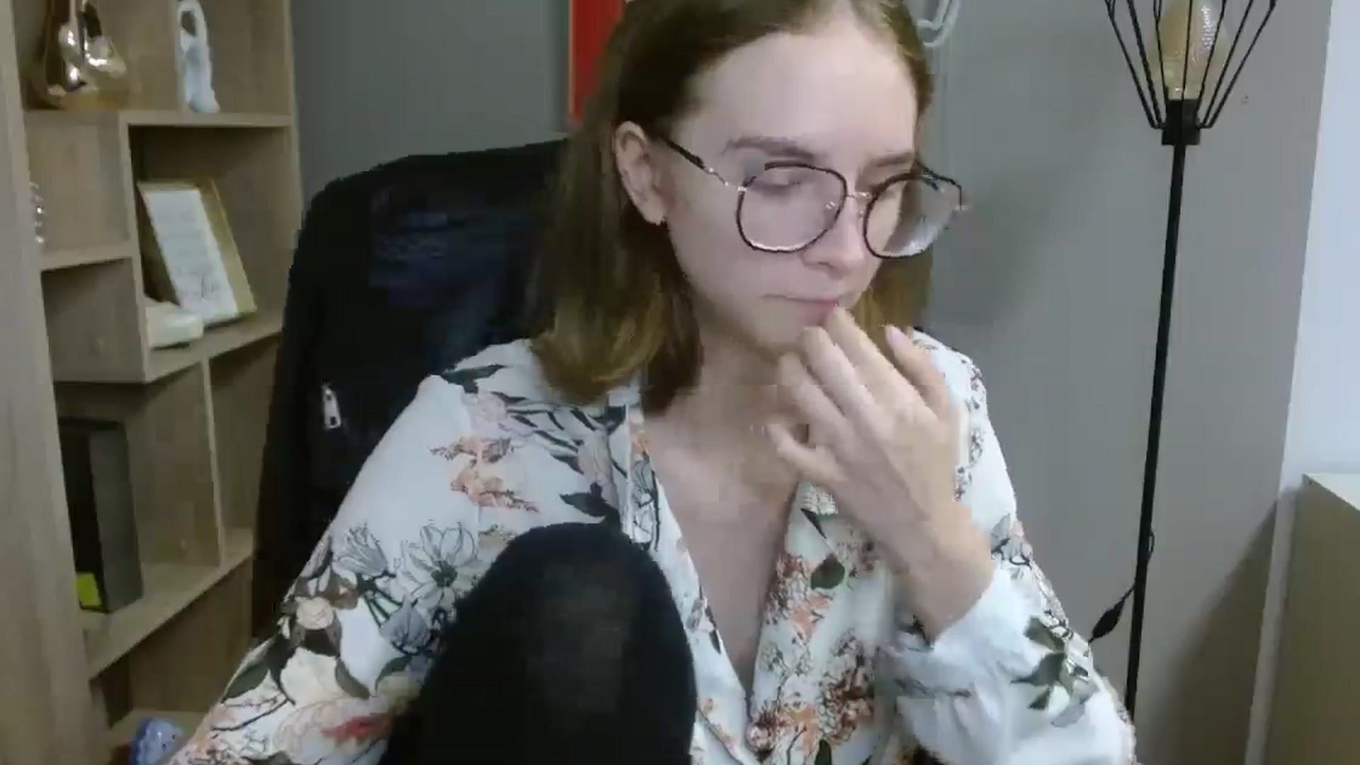 Gallery image thumbnail from JuicyPenny69's myfreecams stream on, 07/15/2025, 16:18 image 6 of 20