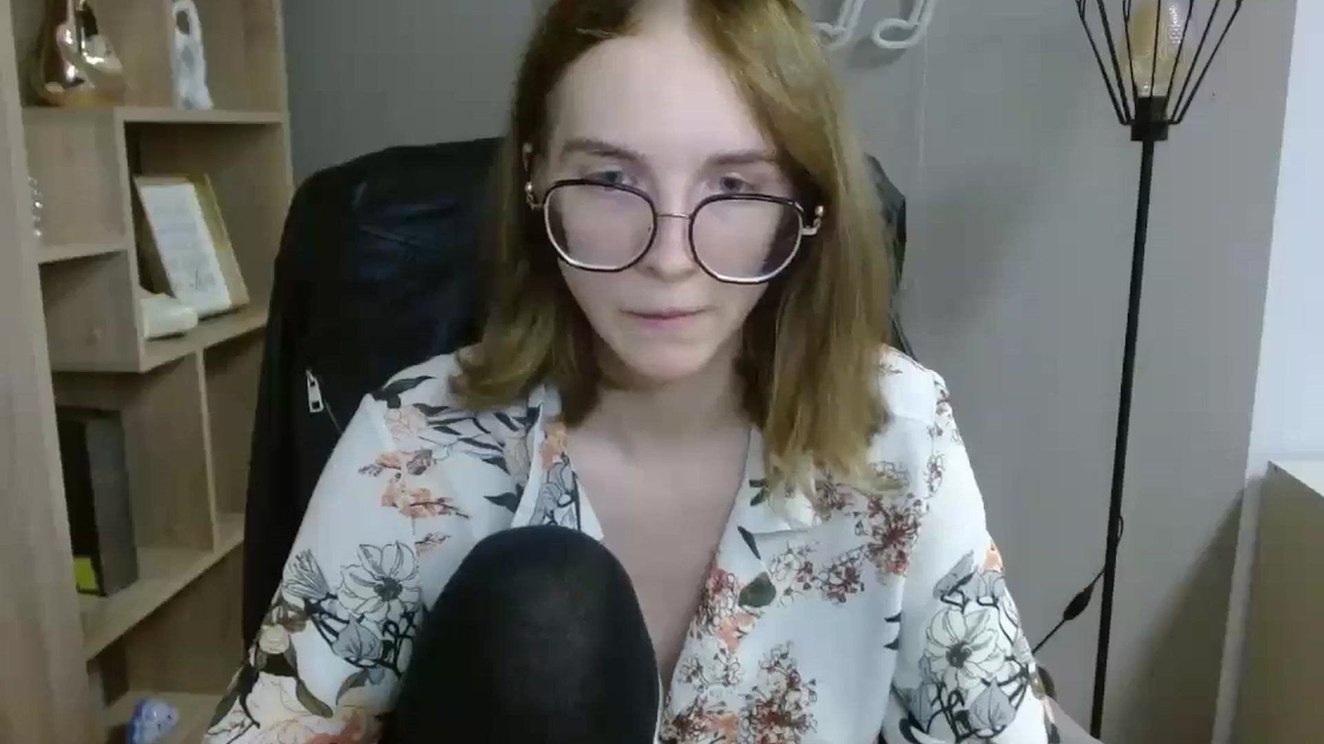 Gallery image thumbnail from JuicyPenny69's myfreecams stream on, 07/15/2025, 16:18 image 17 of 20