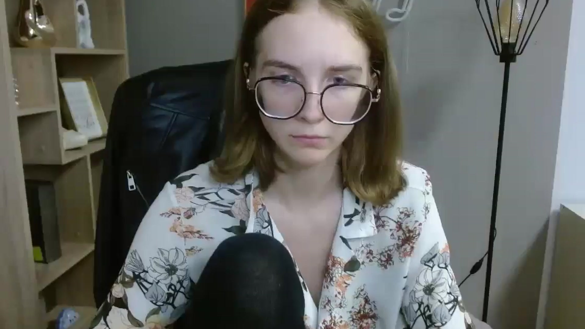 Gallery image thumbnail from JuicyPenny69's myfreecams stream on, 07/15/2025, 16:18 image 11 of 20