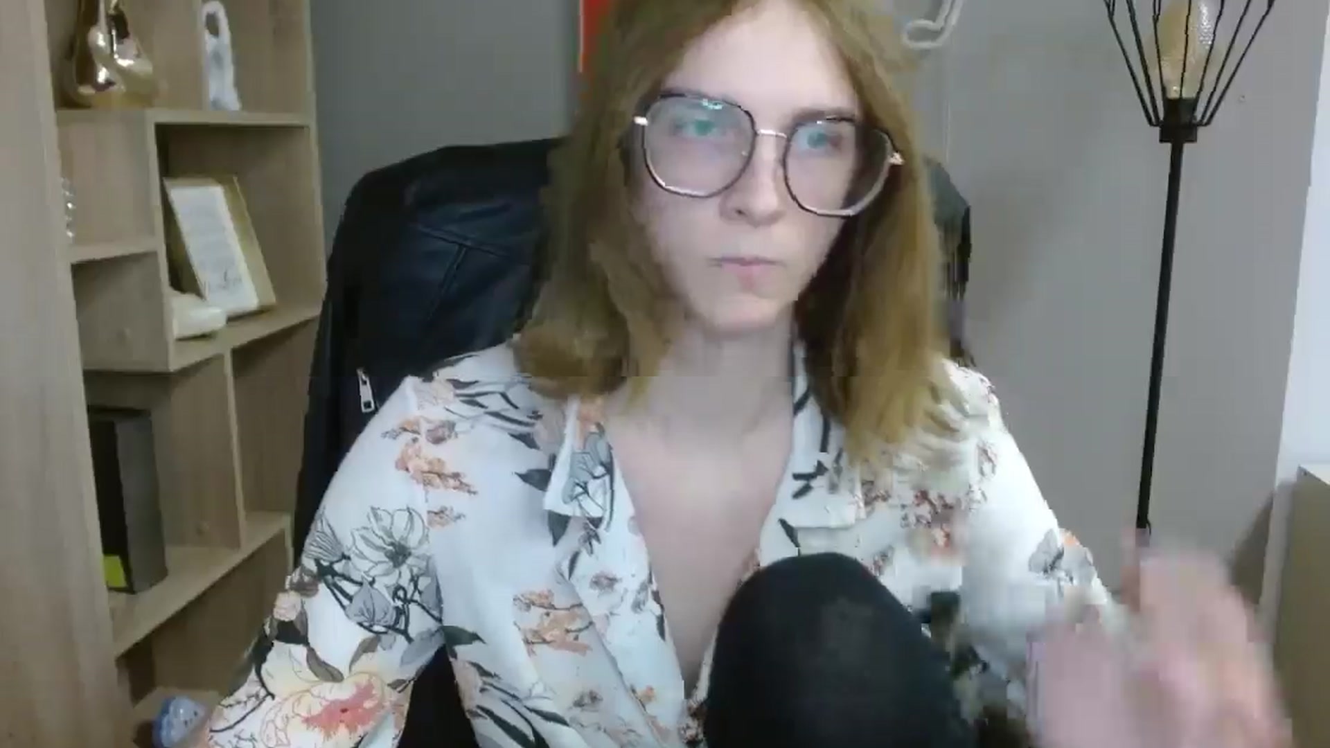Gallery image thumbnail from JuicyPenny69's myfreecams stream on, 07/15/2025, 17:49 image 8 of 20