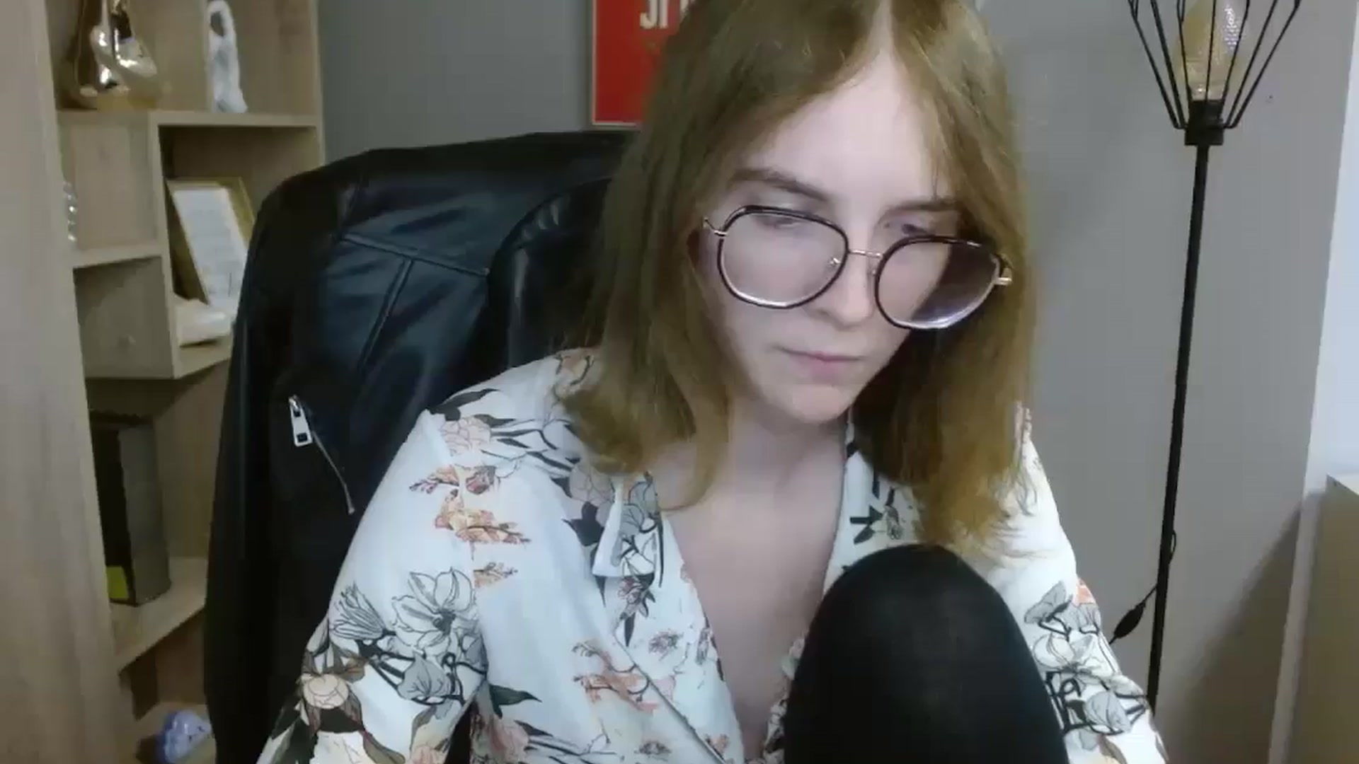 Gallery image thumbnail from JuicyPenny69's myfreecams stream on, 07/15/2025, 17:49 image 5 of 20