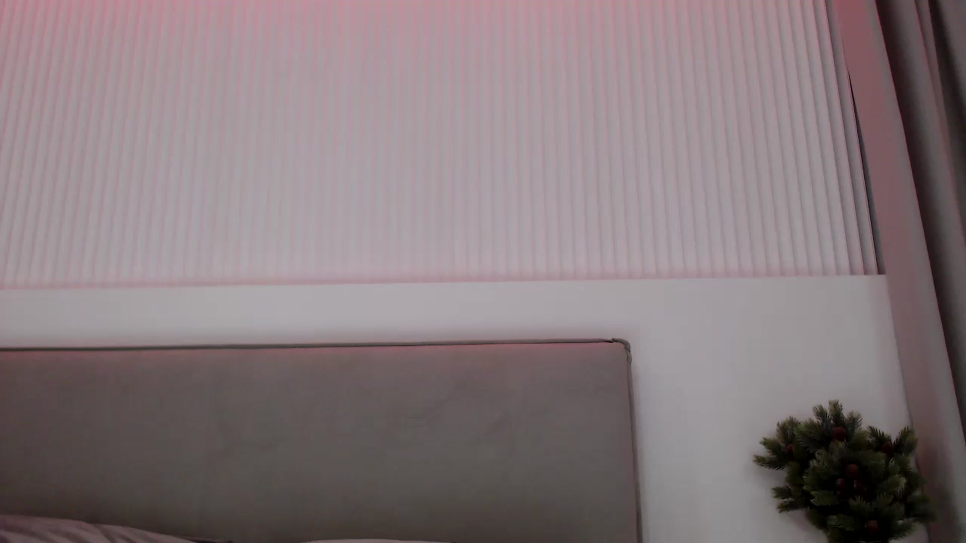 Gallery image thumbnail from JuicyXmas's myfreecams stream on, 12/22/2023, 14:09 image 15 of 20
