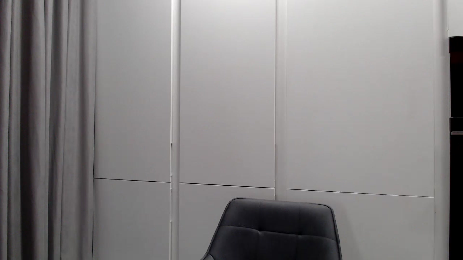 Gallery image thumbnail from JuicyXmas's myfreecams stream on, 12/23/2023, 21:31 image 19 of 20