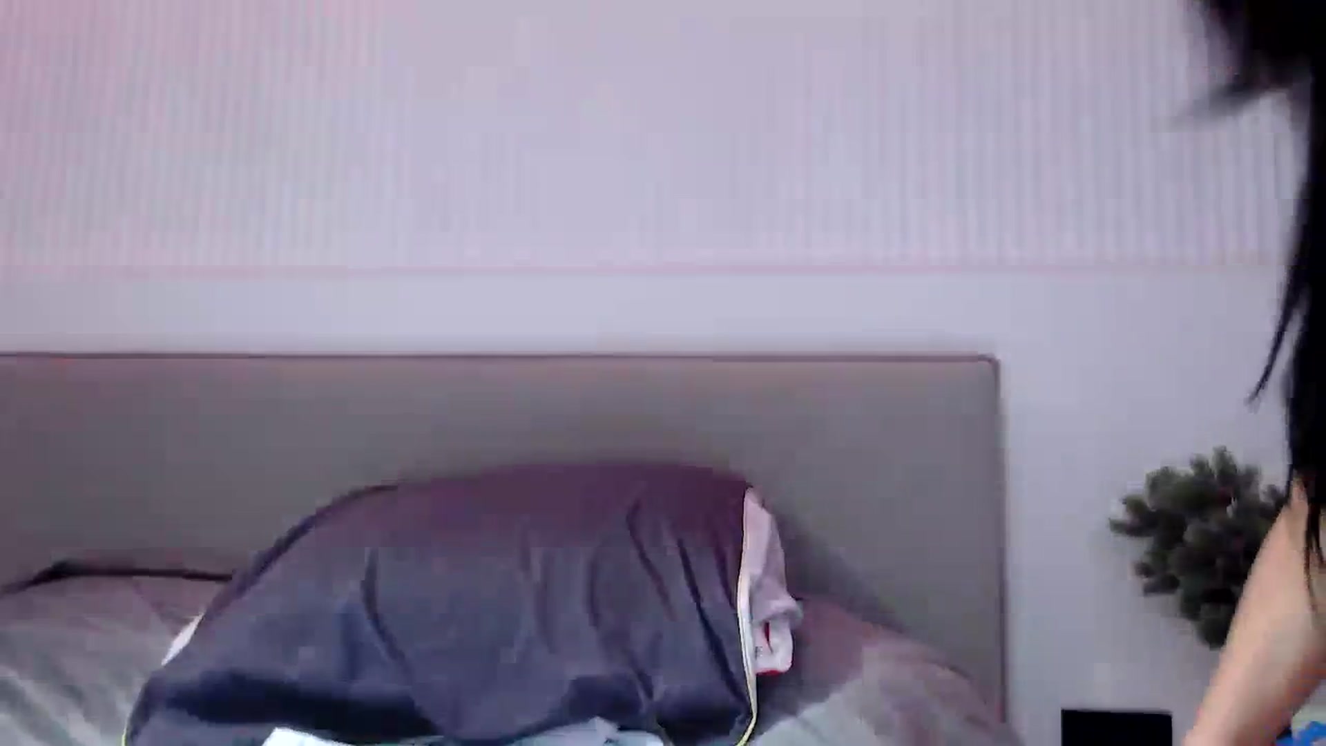 Gallery image thumbnail from JuicyXmas's myfreecams stream on, 12/25/2023, 15:28 image 15 of 20