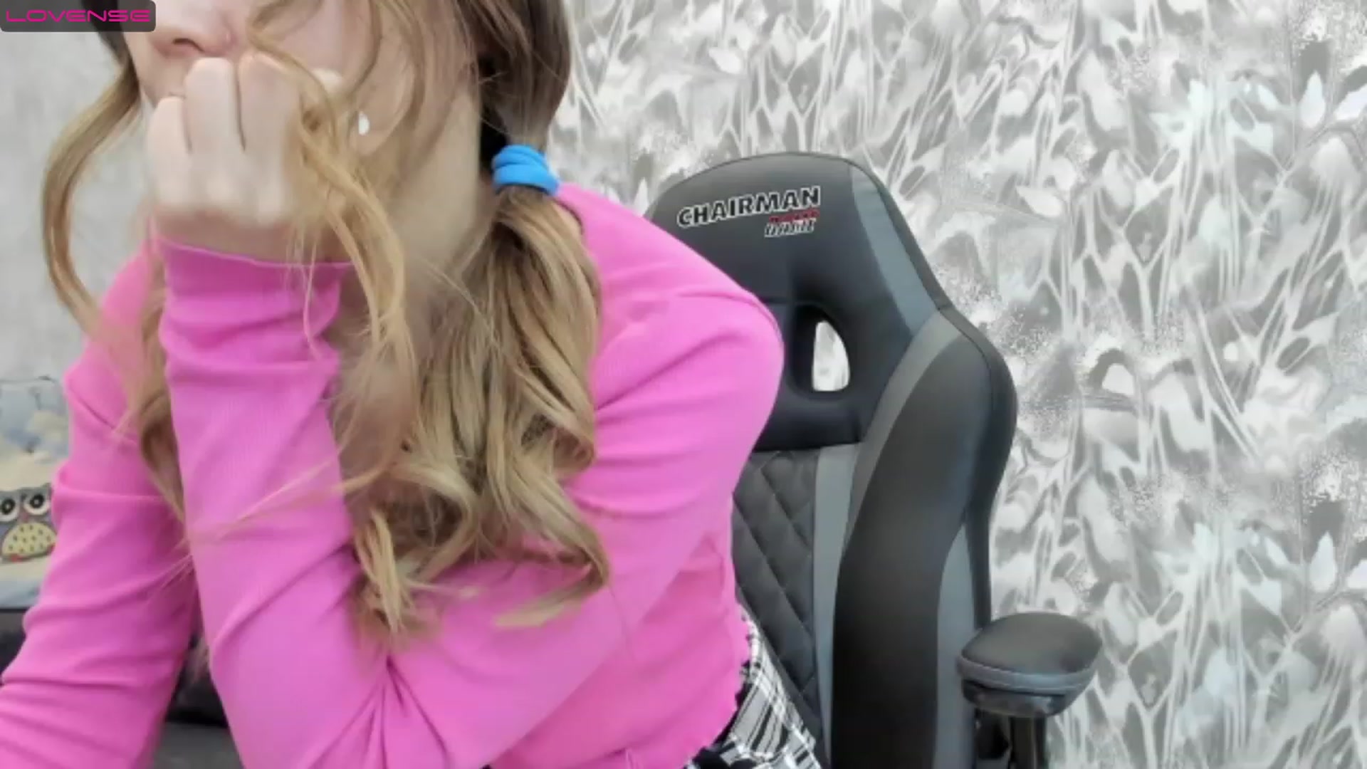 Gallery image thumbnail from Juicy_Cherry6's myfreecams stream on, 11/28/2022, 02:53 image 3 of 20
