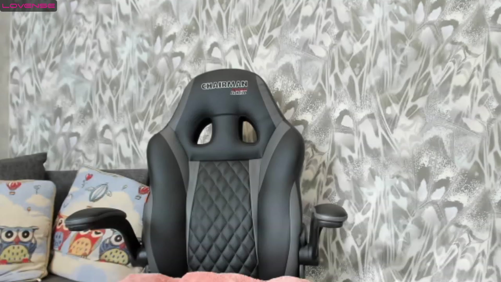 Gallery image thumbnail from Juicy_Cherry6's myfreecams stream on, 12/20/2022, 07:18 image 4 of 20