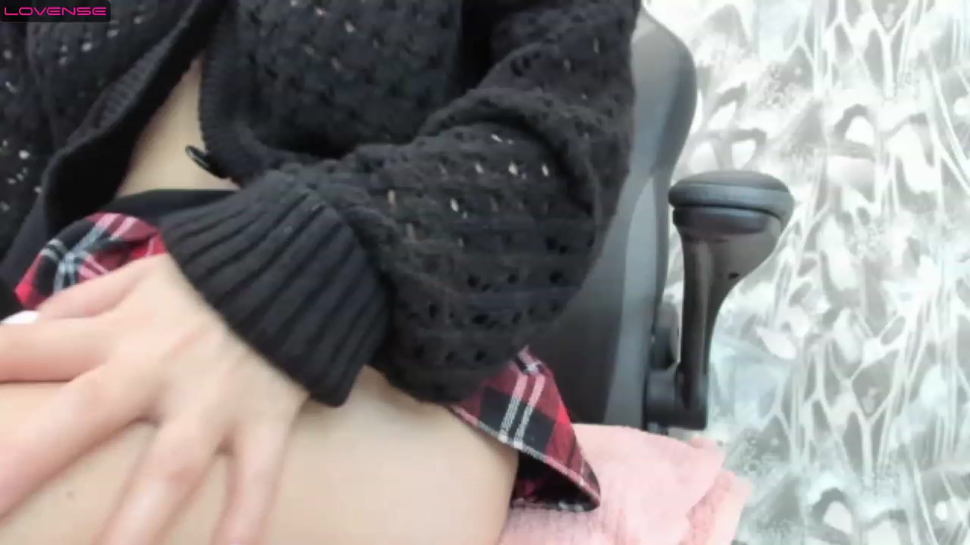Gallery image thumbnail from Juicy_Cherry6's myfreecams stream on, 12/25/2022, 04:46 image 12 of 20