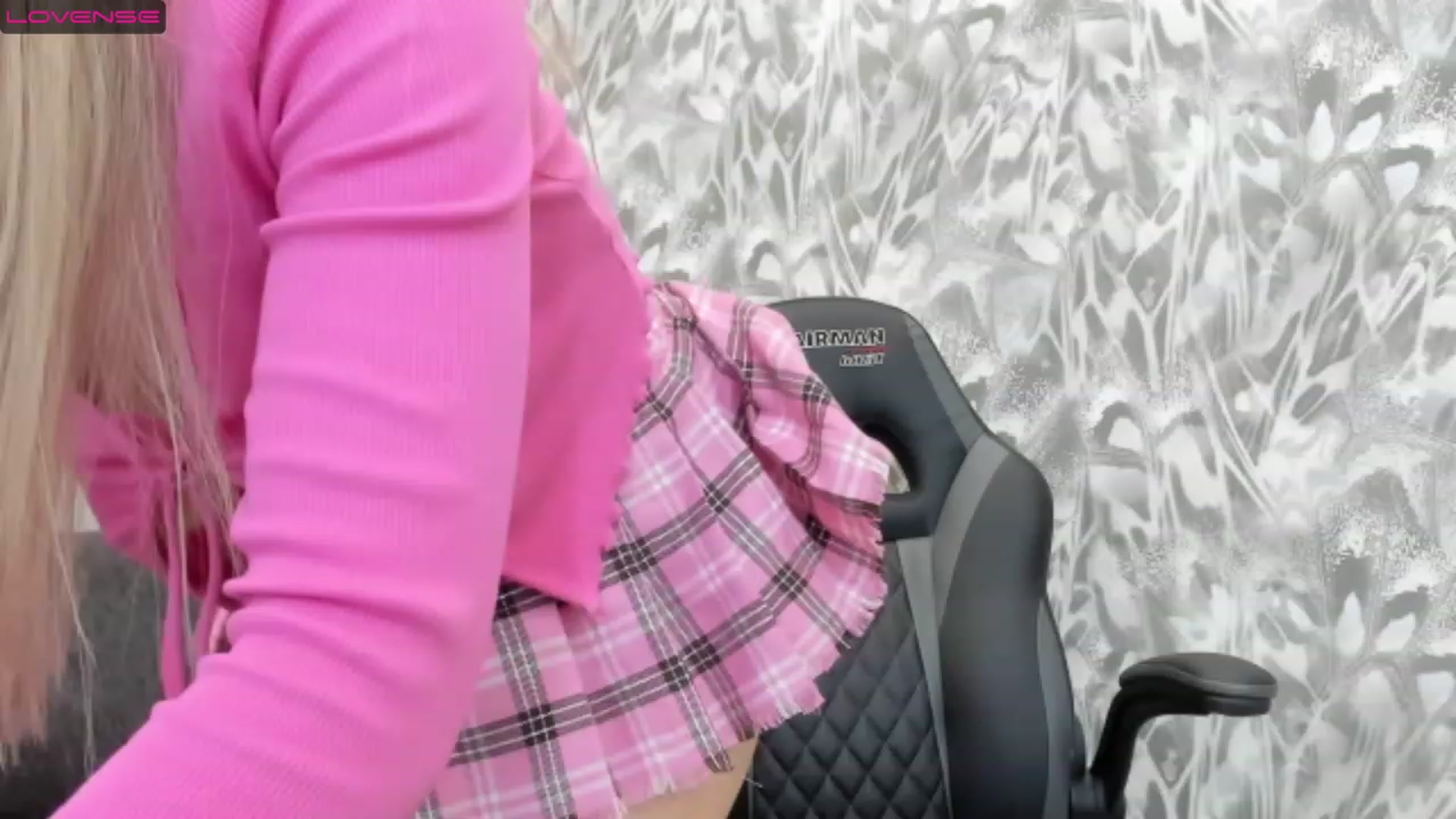 Gallery image thumbnail from Juicy_Cherry6's myfreecams stream on, 02/16/2023, 07:27 image 3 of 20