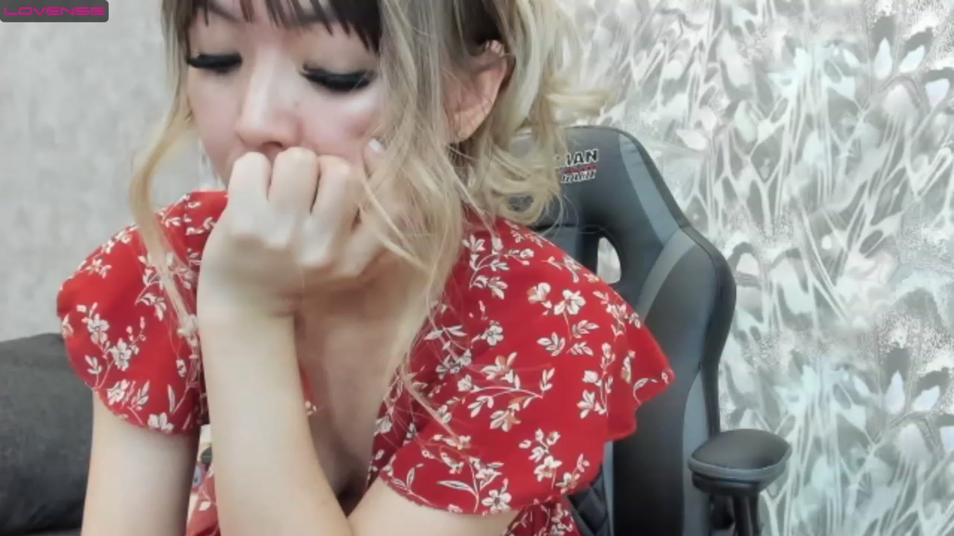 Gallery image thumbnail from Juicy_Cherry6's myfreecams stream on, 02/25/2023, 03:29 image 20 of 20