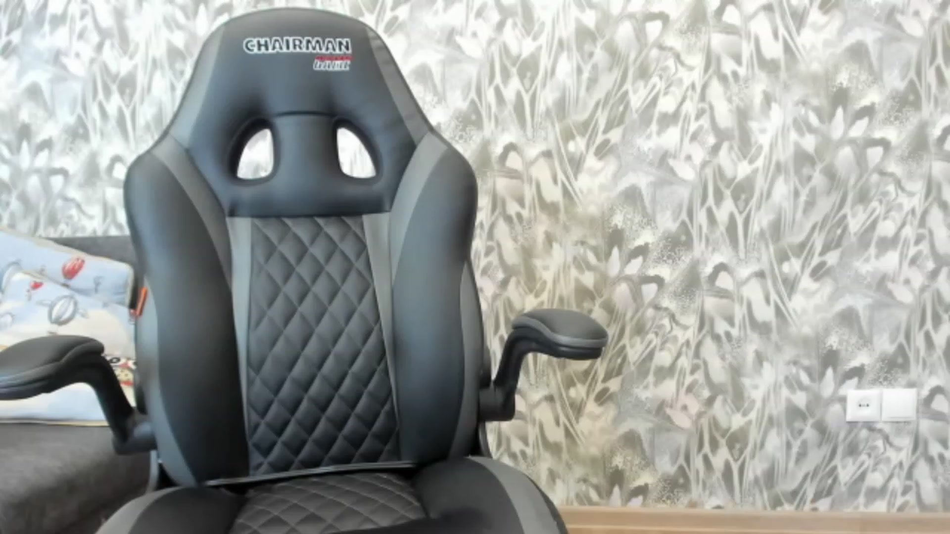 Gallery image thumbnail from Juicy_Cherry6's myfreecams stream on, 04/25/2023, 06:18 image 6 of 20