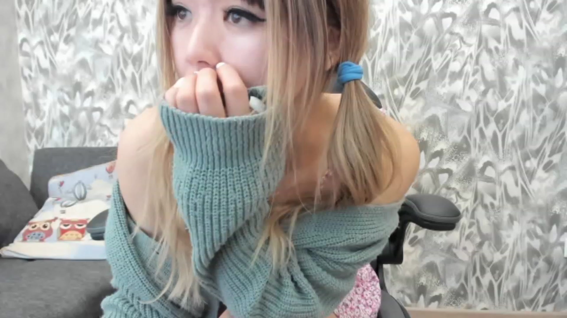 Gallery image thumbnail from Juicy_Cherry6's myfreecams stream on, 05/08/2023, 02:47 image 5 of 20