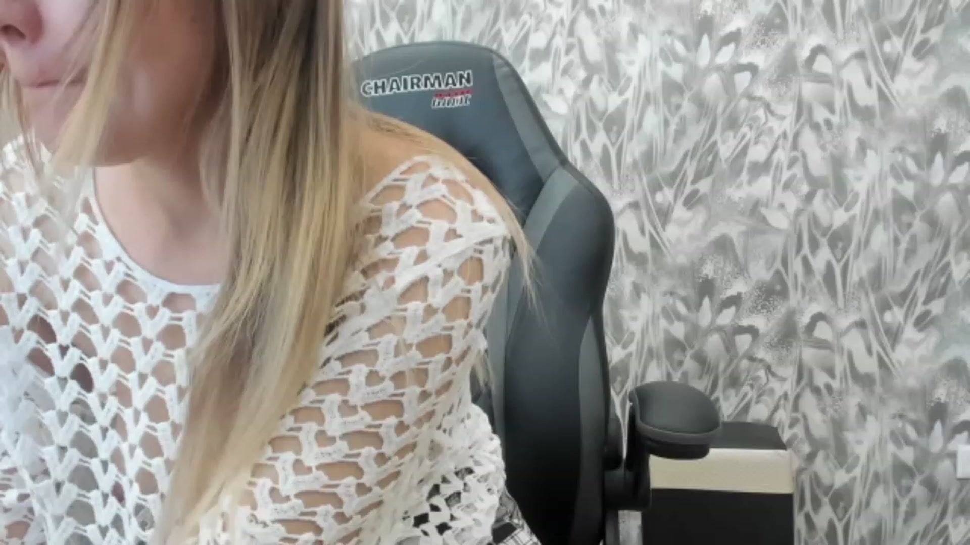 Gallery image thumbnail from Juicy_Cherry6's myfreecams stream on, 05/21/2023, 03:41 image 6 of 20