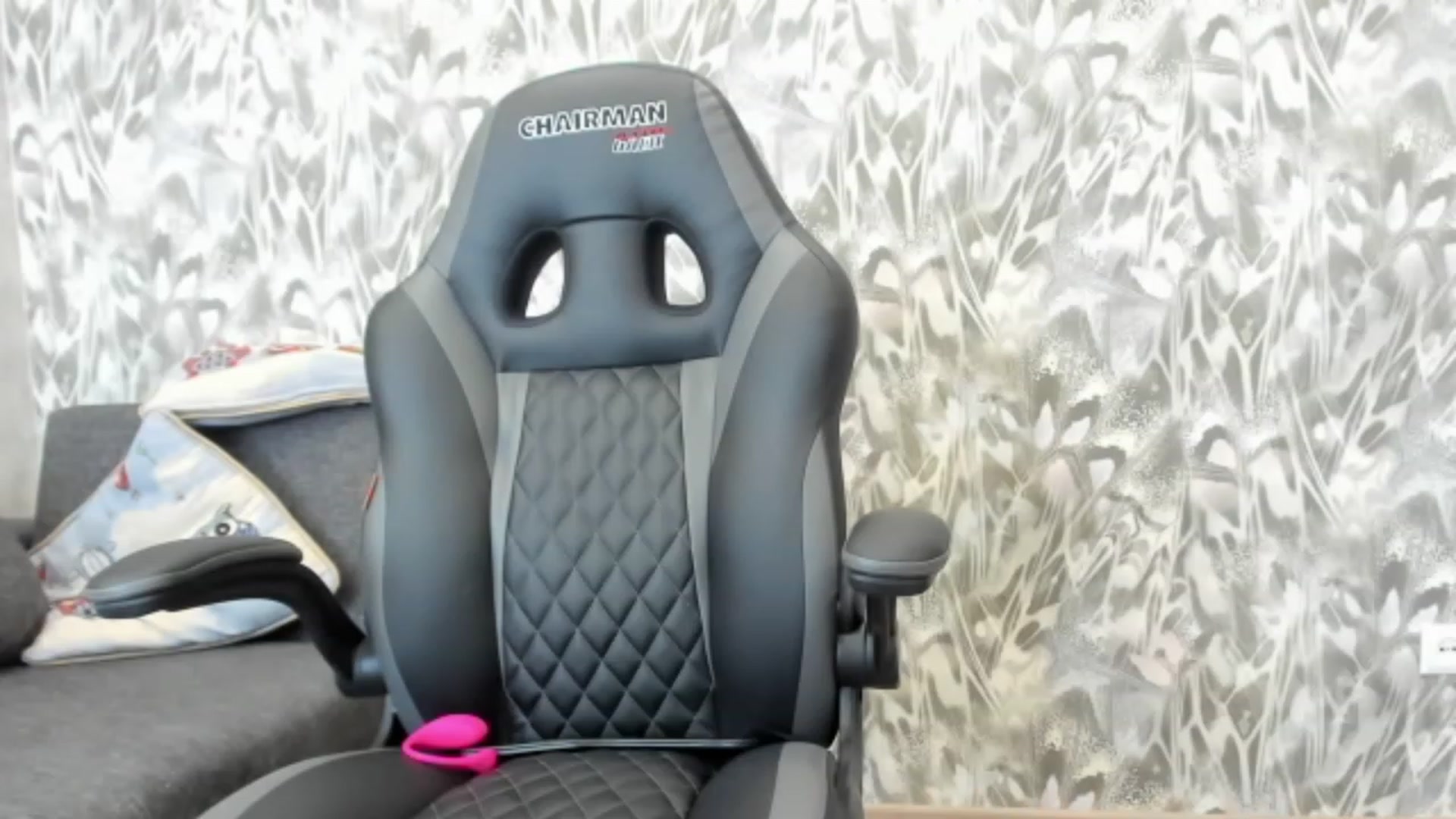 Gallery image thumbnail from Juicy_Cherry6's myfreecams stream on, 05/31/2023, 06:27 image 18 of 20