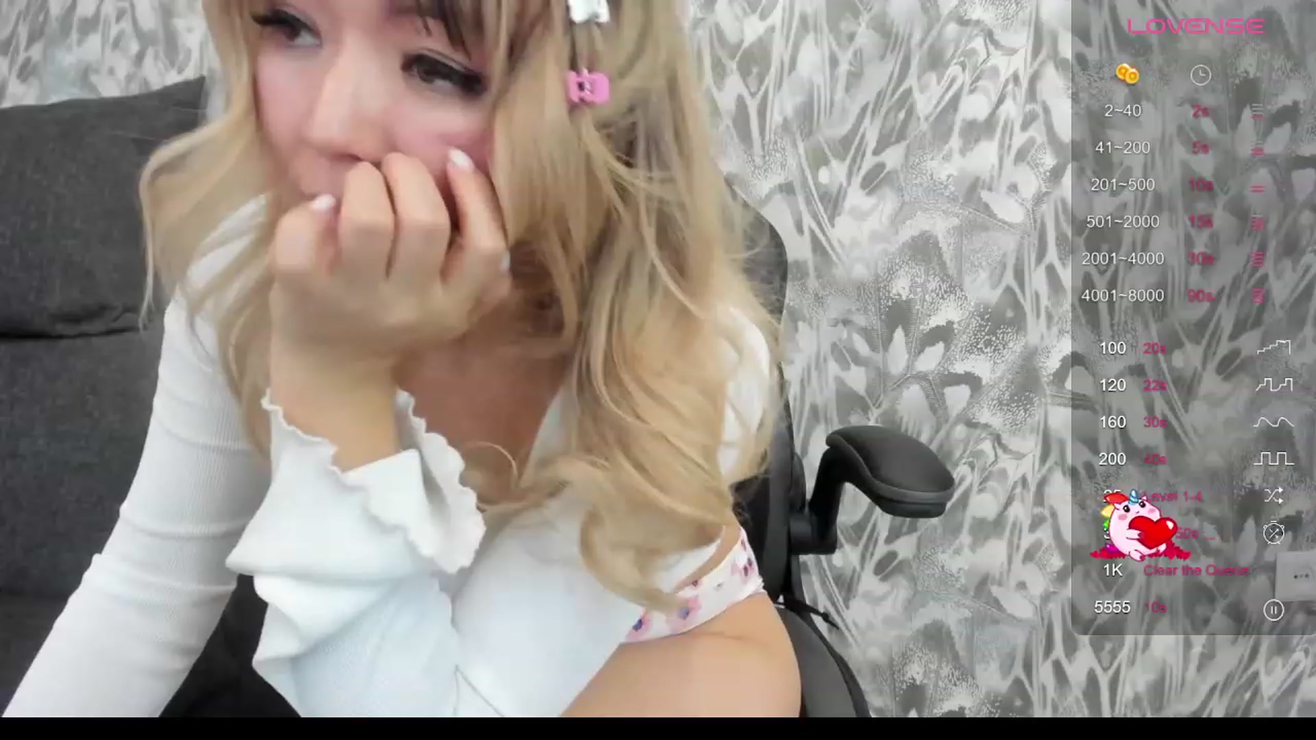 Gallery image thumbnail from Juicy_Cherry6's myfreecams stream on, 12/25/2023, 04:23 image 13 of 20