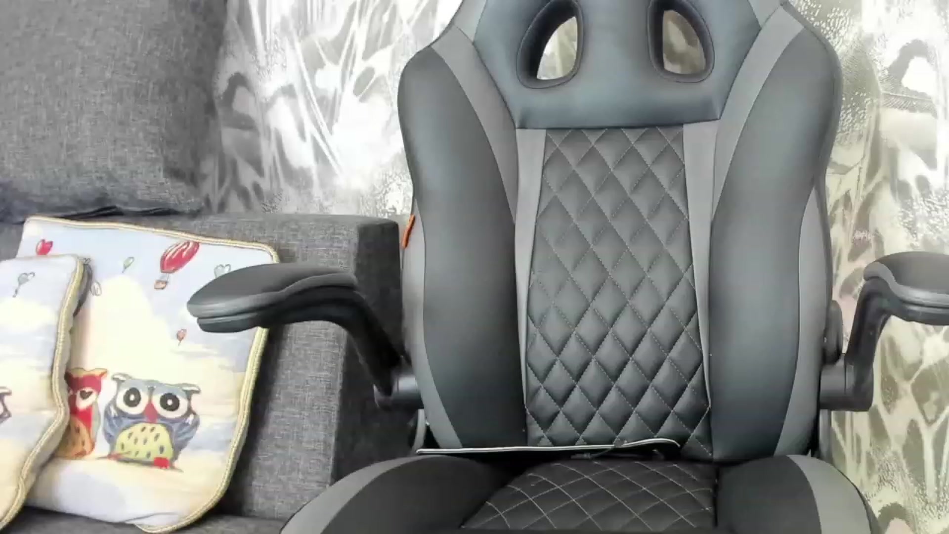 Gallery image thumbnail from Juicy_Cherry6's myfreecams stream on, 01/27/2024, 06:34 image 20 of 20