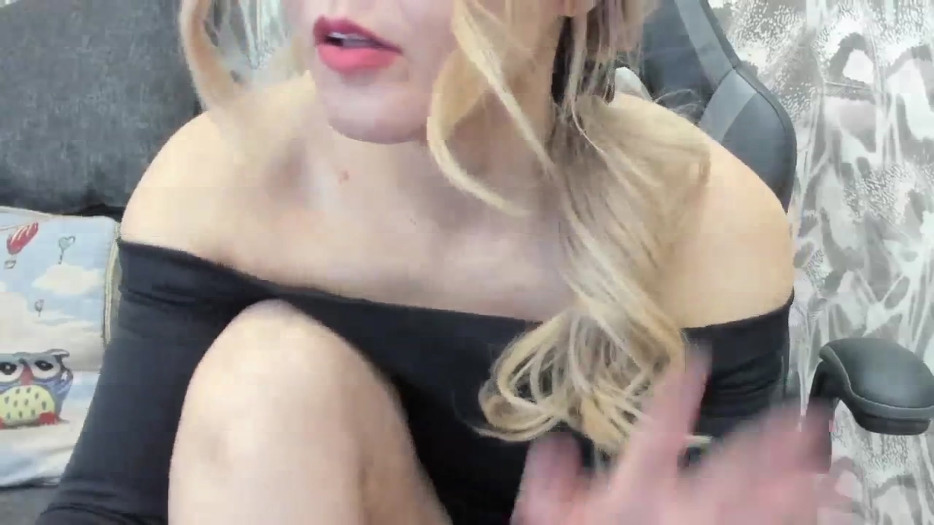 Gallery image thumbnail from Juicy_Cherry6's myfreecams stream on, 02/24/2024, 04:05 image 9 of 20
