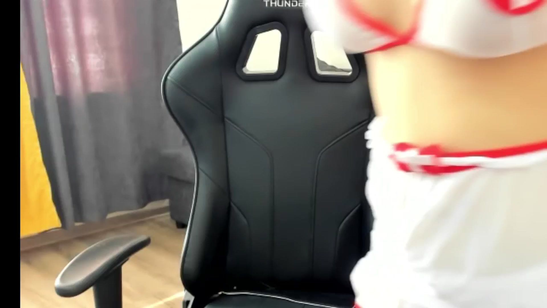 Gallery image thumbnail from Juicy_Cherry6's myfreecams stream on, 07/05/2024, 02:53 image 18 of 20