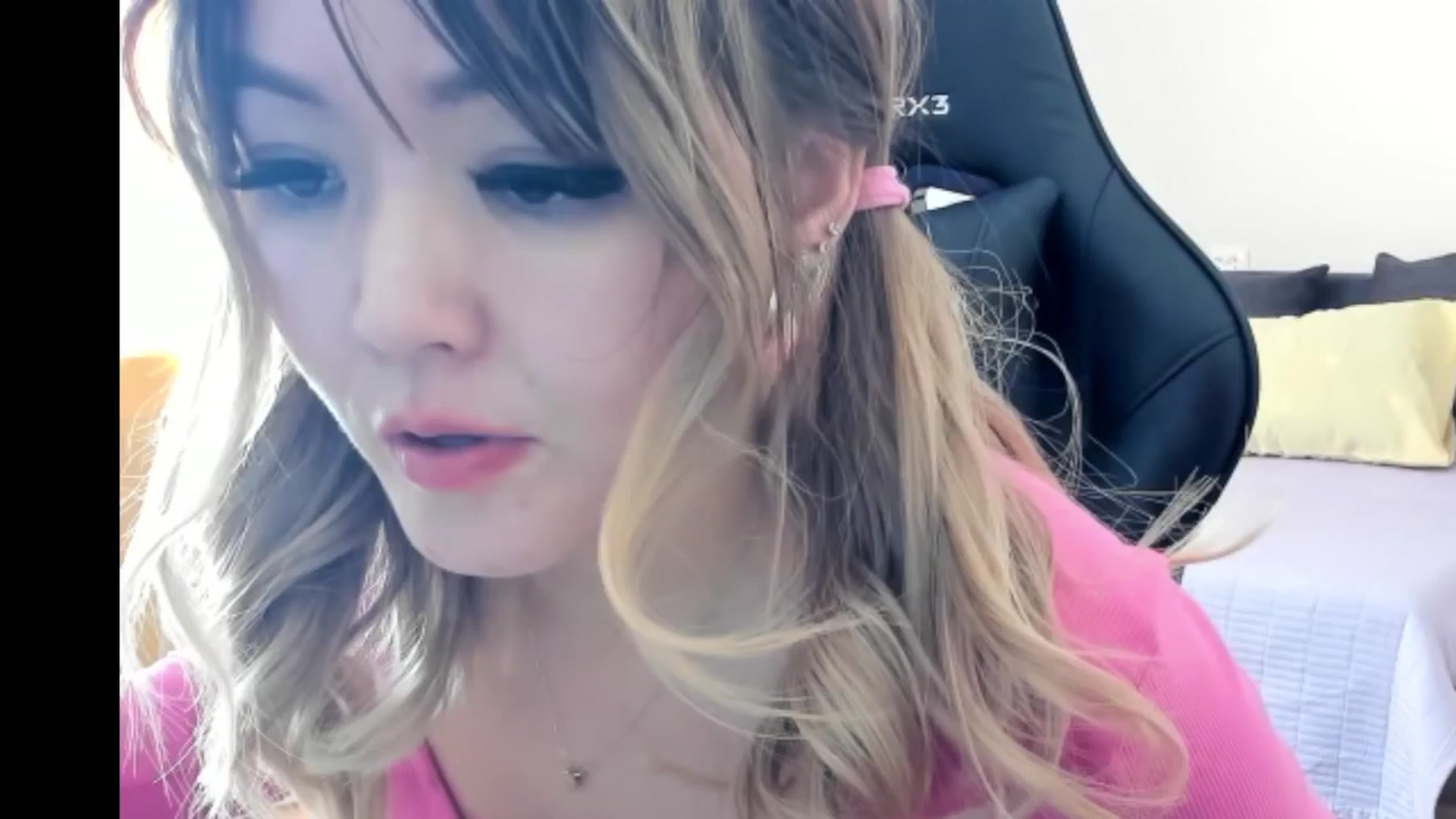 Gallery image thumbnail from Juicy_Cherry6's myfreecams stream on, 07/22/2024, 05:13 image 3 of 20