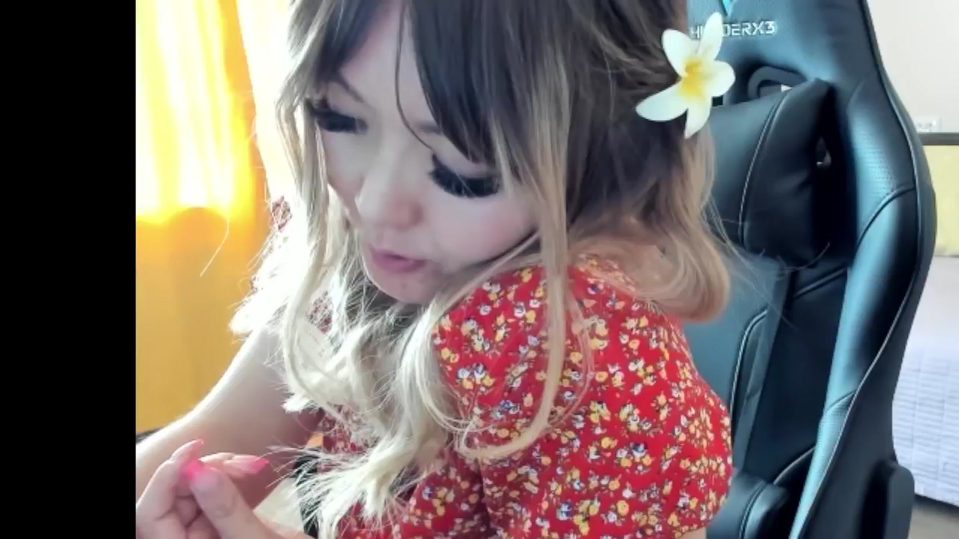 Gallery image thumbnail from Juicy_Cherry6's myfreecams stream on, 08/11/2024, 09:10 image 7 of 20