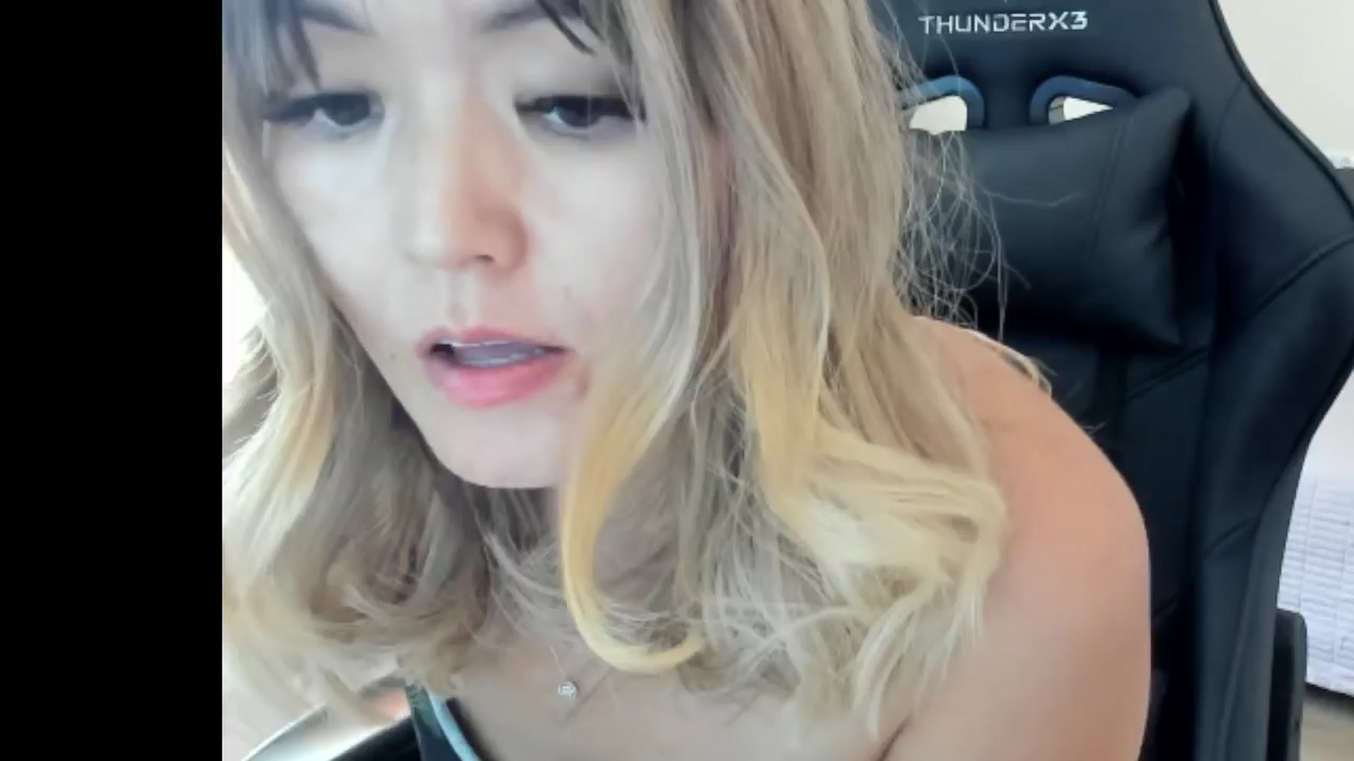 Gallery image thumbnail from Juicy_Cherry6's myfreecams stream on, 08/23/2024, 09:05 image 6 of 20