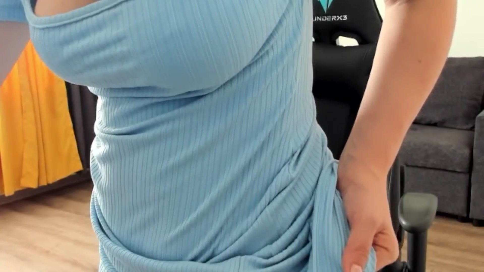 Gallery image thumbnail from Juicy_Cherry6's myfreecams stream on, 02/19/2025, 07:37 image 14 of 20