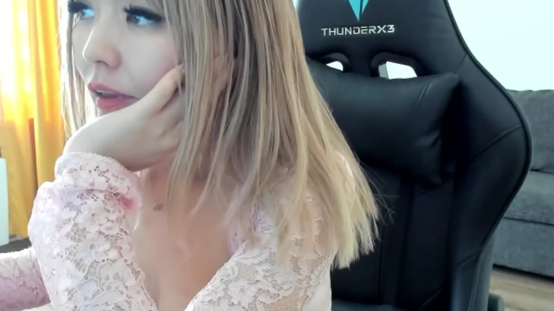 Gallery image thumbnail from Juicy_Cherry6's myfreecams stream on, 02/20/2025, 08:59 image 15 of 20