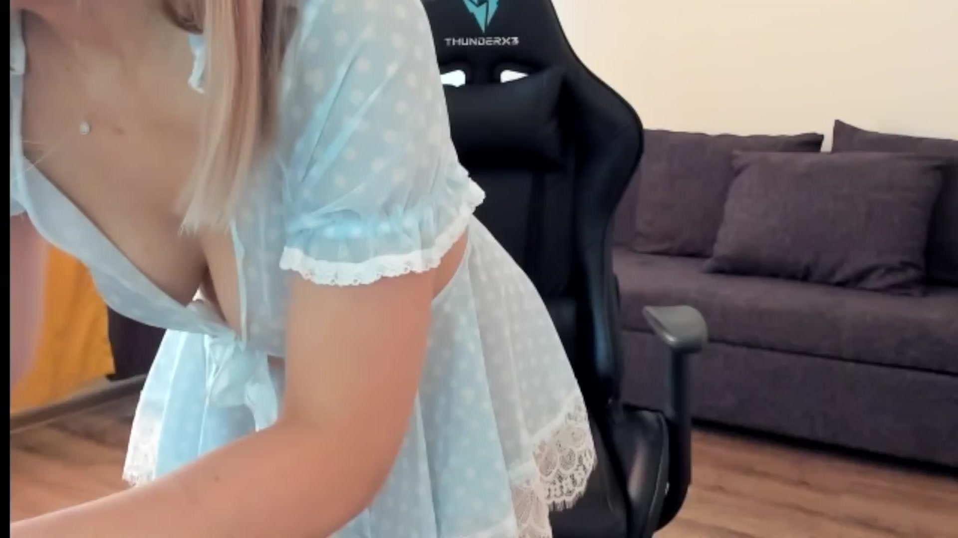 Gallery image thumbnail from Juicy_Cherry6's myfreecams stream on, 07/01/2025, 03:09 image 13 of 20