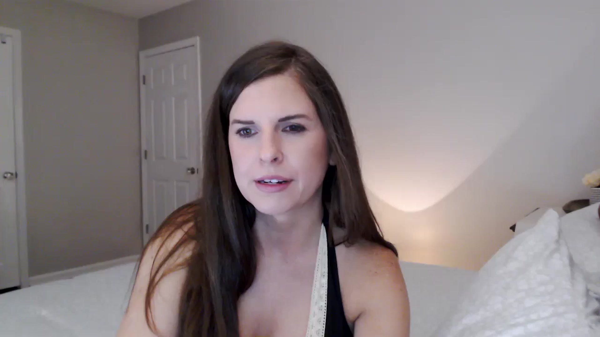 Gallery image thumbnail from Juicy_Fruit's myfreecams stream on, 09/01/2024, 04:03 image 4 of 20