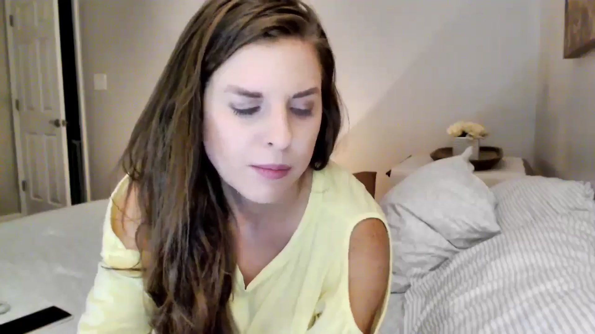 Gallery image thumbnail from Juicy_Fruit's myfreecams stream on, 09/03/2024, 02:43 image 16 of 20