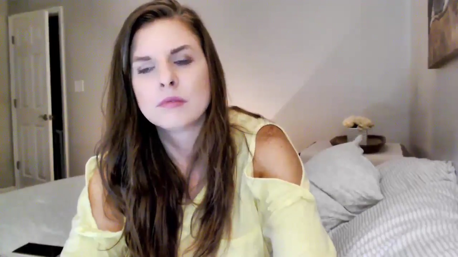 Gallery image thumbnail from Juicy_Fruit's myfreecams stream on, 09/03/2024, 02:43 image 12 of 20