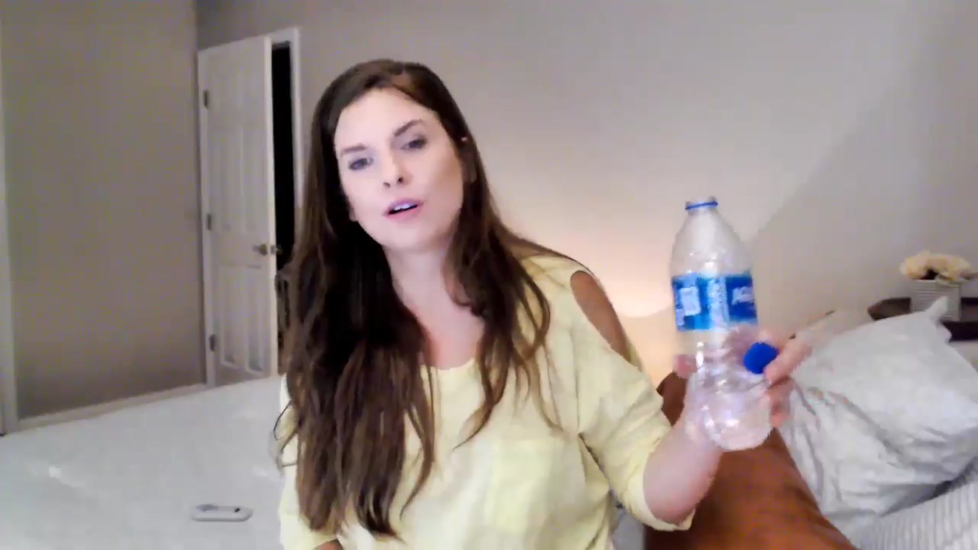 Gallery image thumbnail from Juicy_Fruit's myfreecams stream on, 09/03/2024, 02:43 image 4 of 20