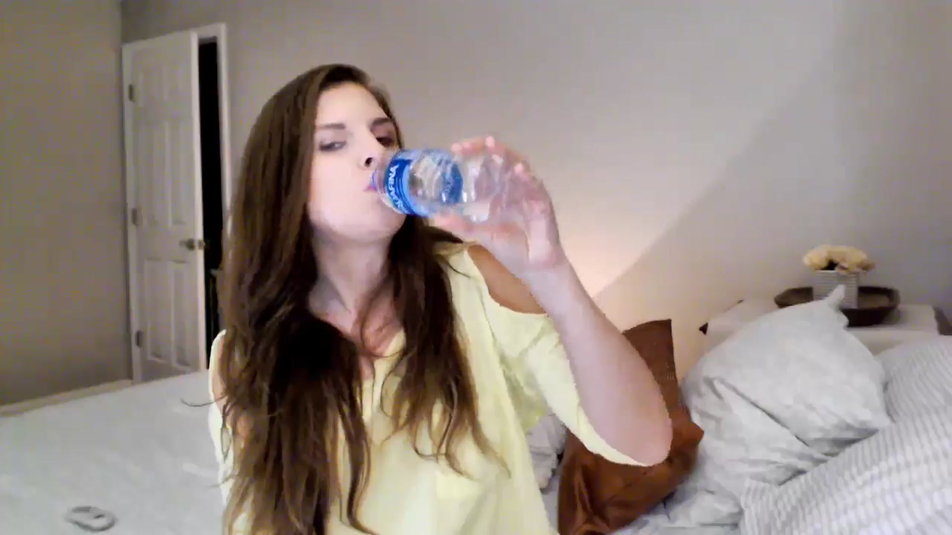 Gallery image thumbnail from Juicy_Fruit's myfreecams stream on, 09/03/2024, 02:43 image 11 of 20