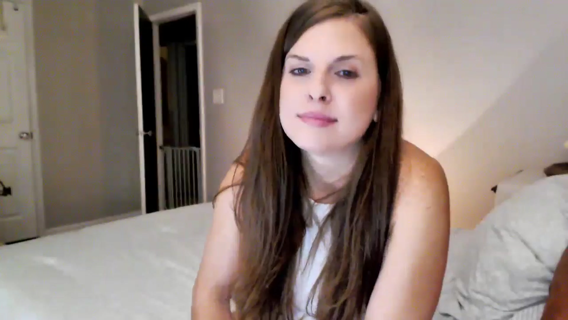 Gallery image thumbnail from Juicy_Fruit's myfreecams stream on, 09/04/2024, 04:00 image 2 of 20