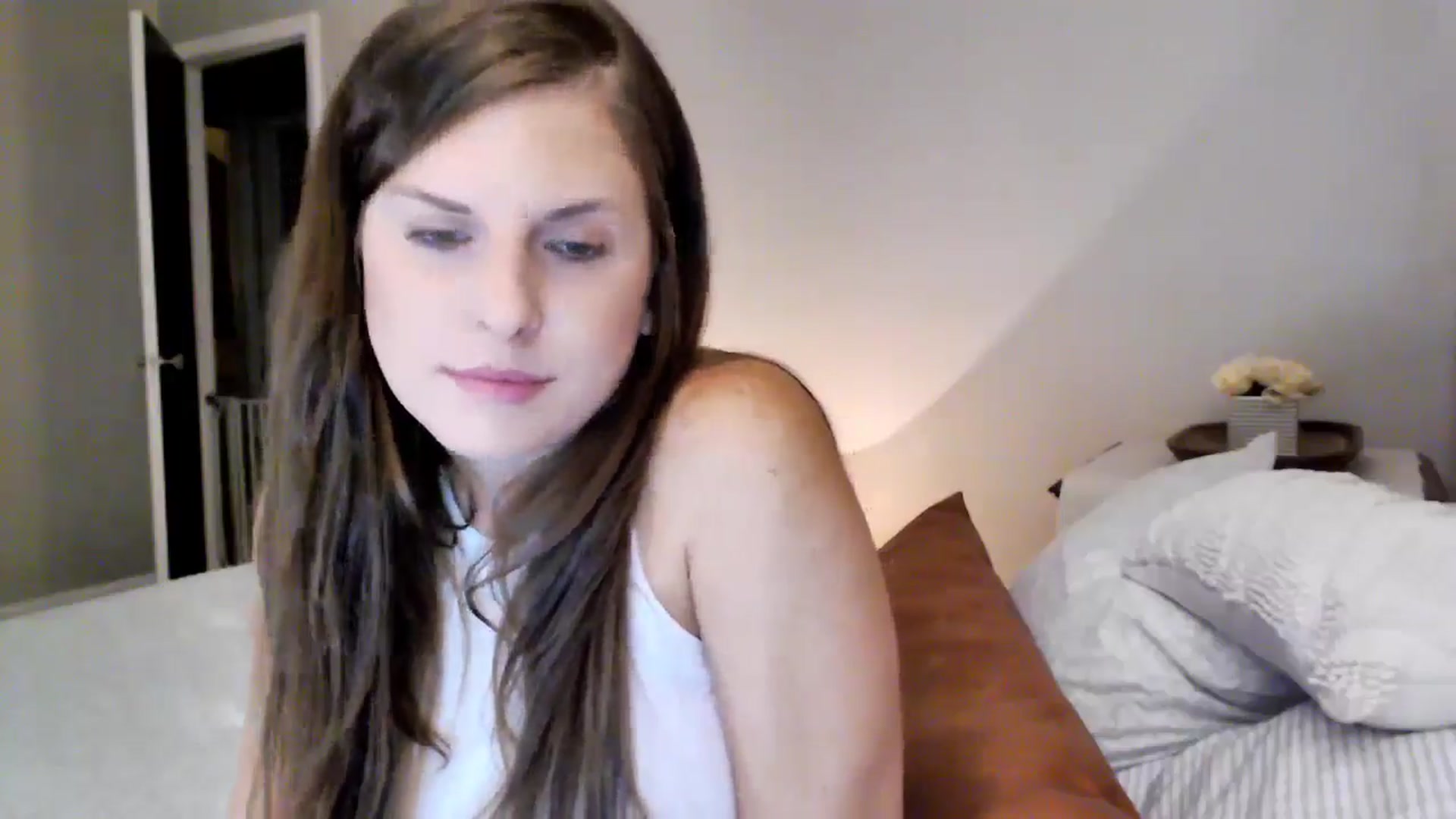 Gallery image thumbnail from Juicy_Fruit's myfreecams stream on, 09/04/2024, 04:00 image 16 of 20