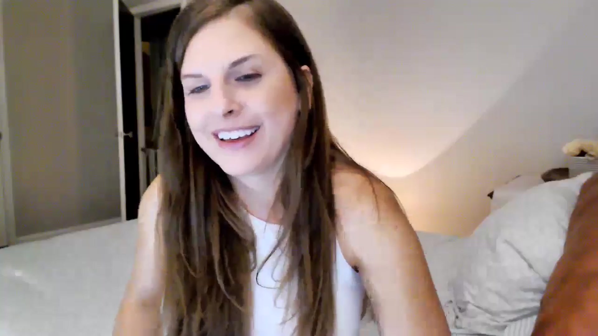 Gallery image thumbnail from Juicy_Fruit's myfreecams stream on, 09/04/2024, 04:00 image 8 of 20