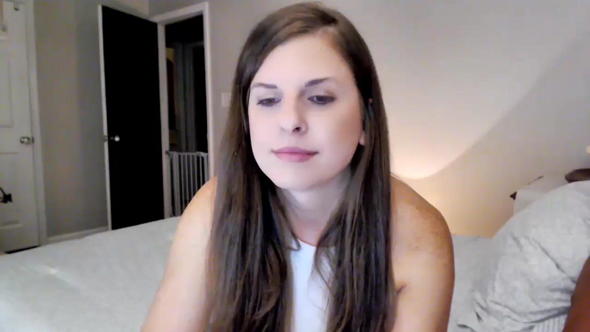 Gallery image thumbnail from Juicy_Fruit's myfreecams stream on, 09/04/2024, 04:00 image 1 of 20