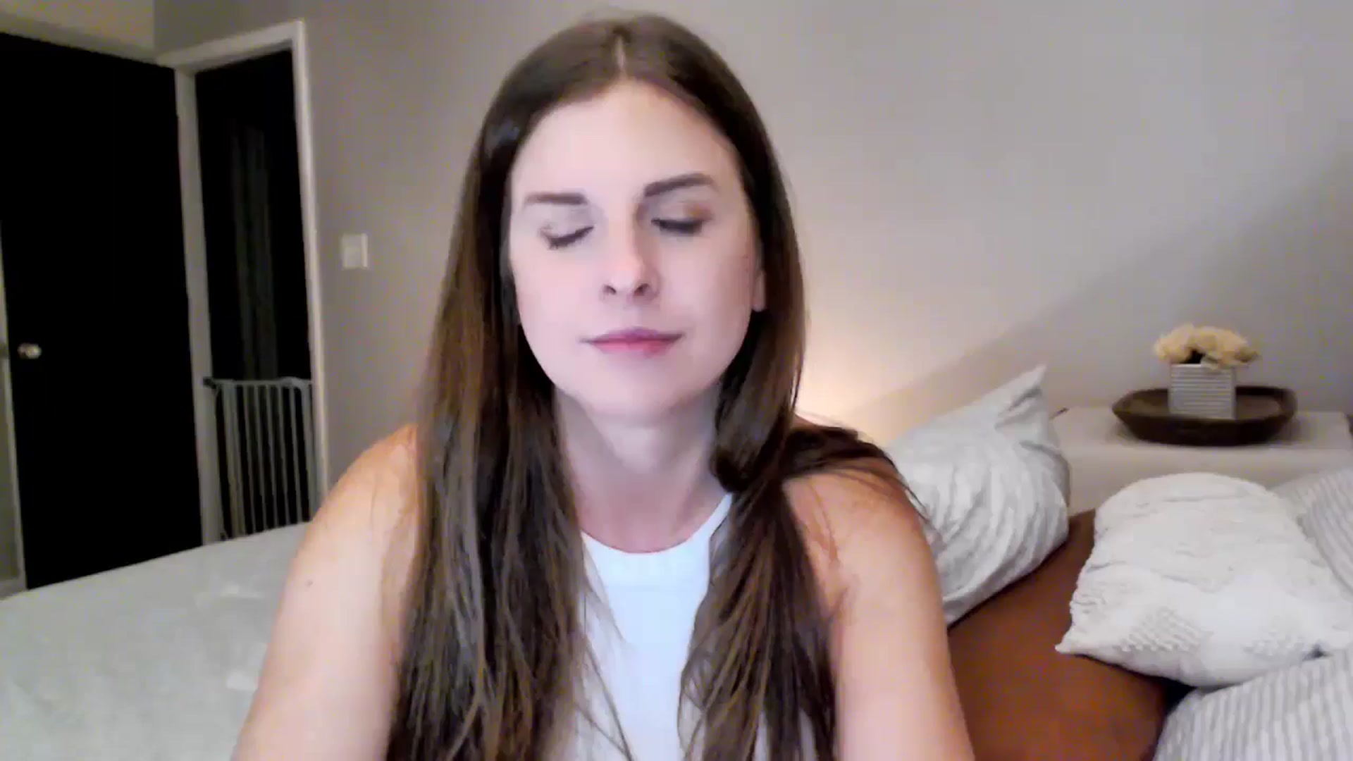 Gallery image thumbnail from Juicy_Fruit's myfreecams stream on, 09/05/2024, 03:46 image 20 of 20