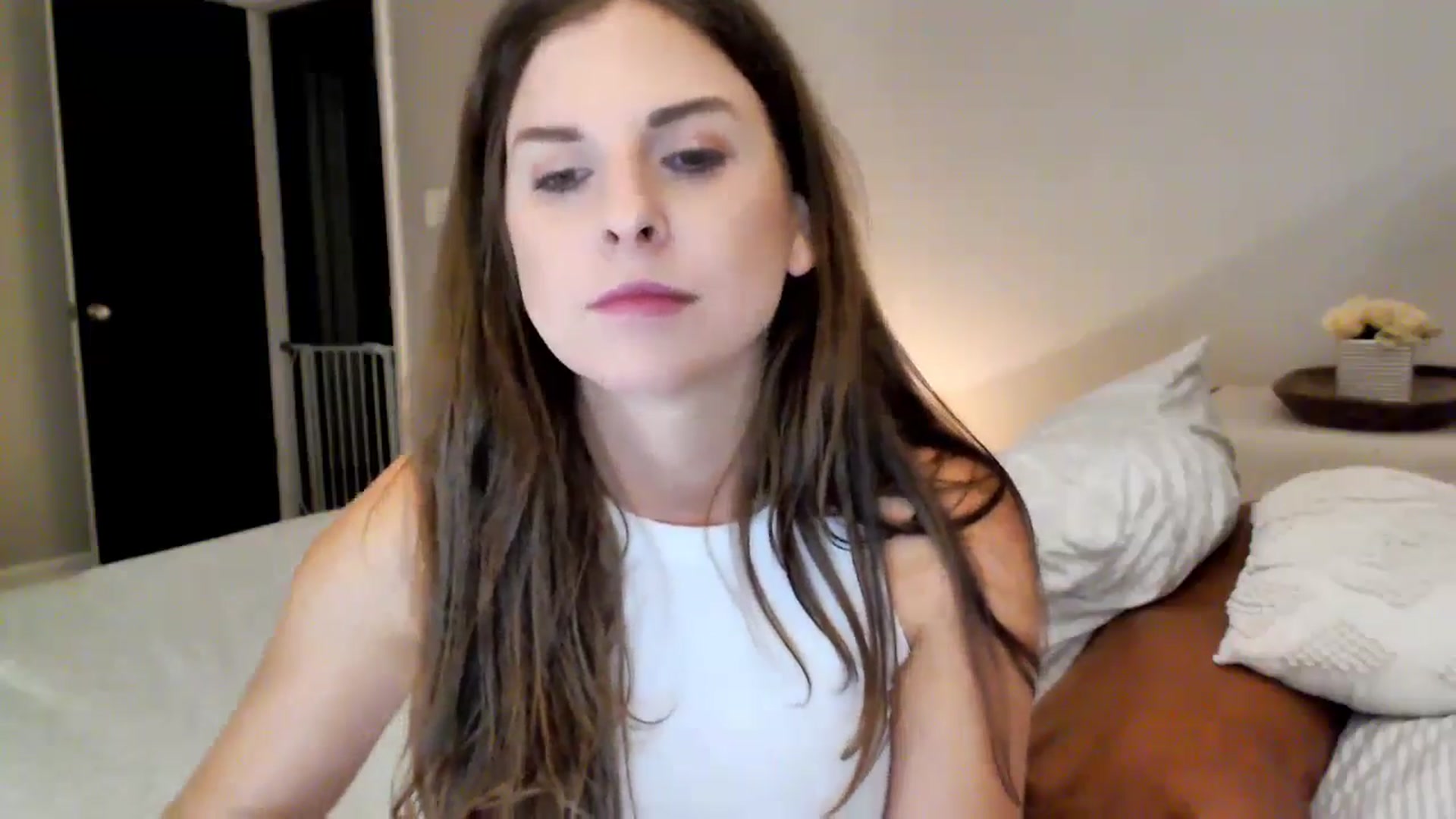 Gallery image thumbnail from Juicy_Fruit's myfreecams stream on, 09/05/2024, 03:46 image 7 of 20