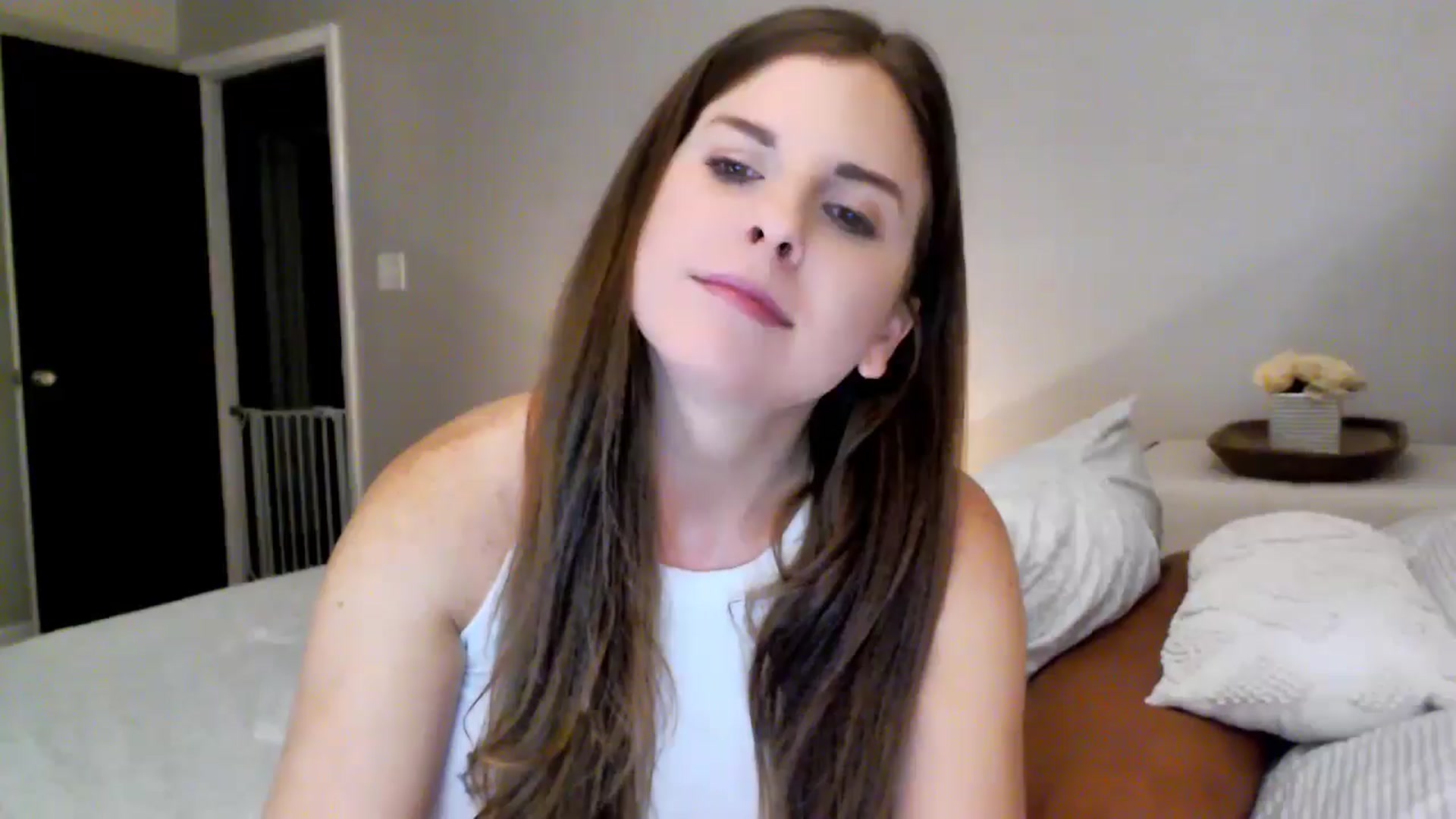 Gallery image thumbnail from Juicy_Fruit's myfreecams stream on, 09/05/2024, 03:46 image 19 of 20
