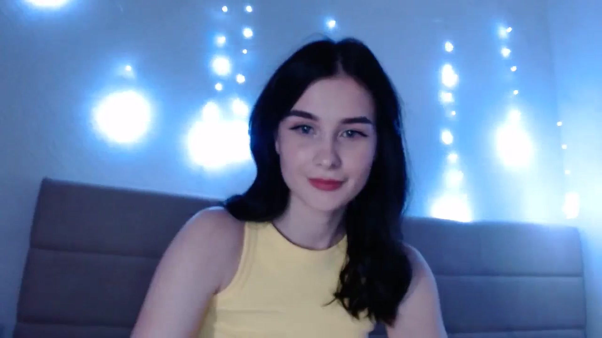 Gallery image thumbnail from Juicy_peach_'s myfreecams stream on, 11/17/2023, 01:00 image 10 of 20