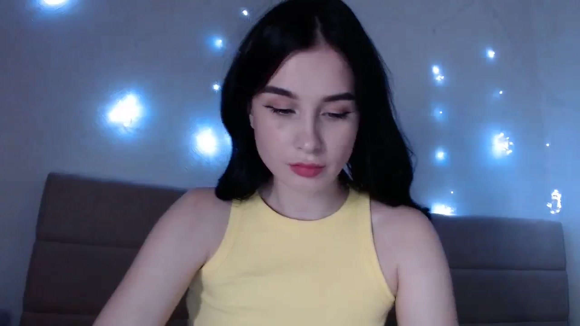 Gallery image thumbnail from Juicy_peach_'s myfreecams stream on, 11/17/2023, 01:00 image 11 of 20