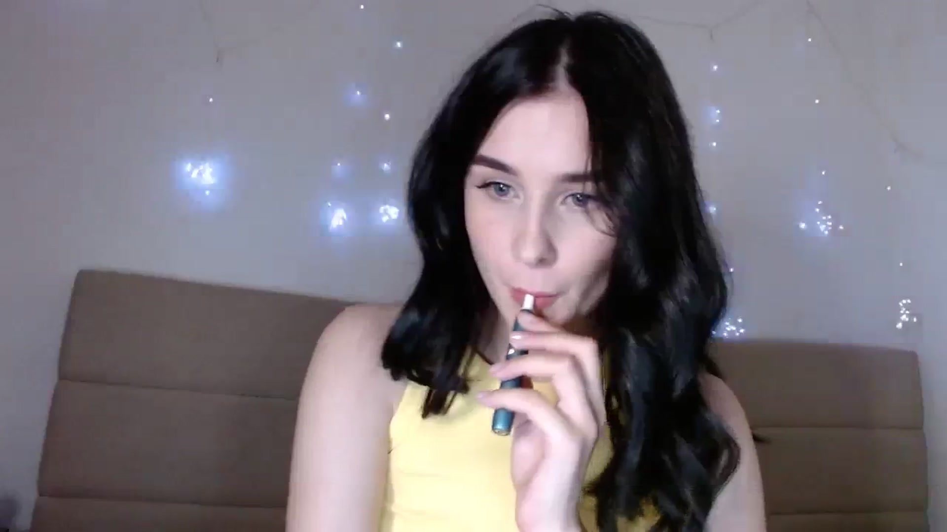 Gallery image thumbnail from Juicy_peach_'s myfreecams stream on, 11/17/2023, 01:00 image 13 of 20