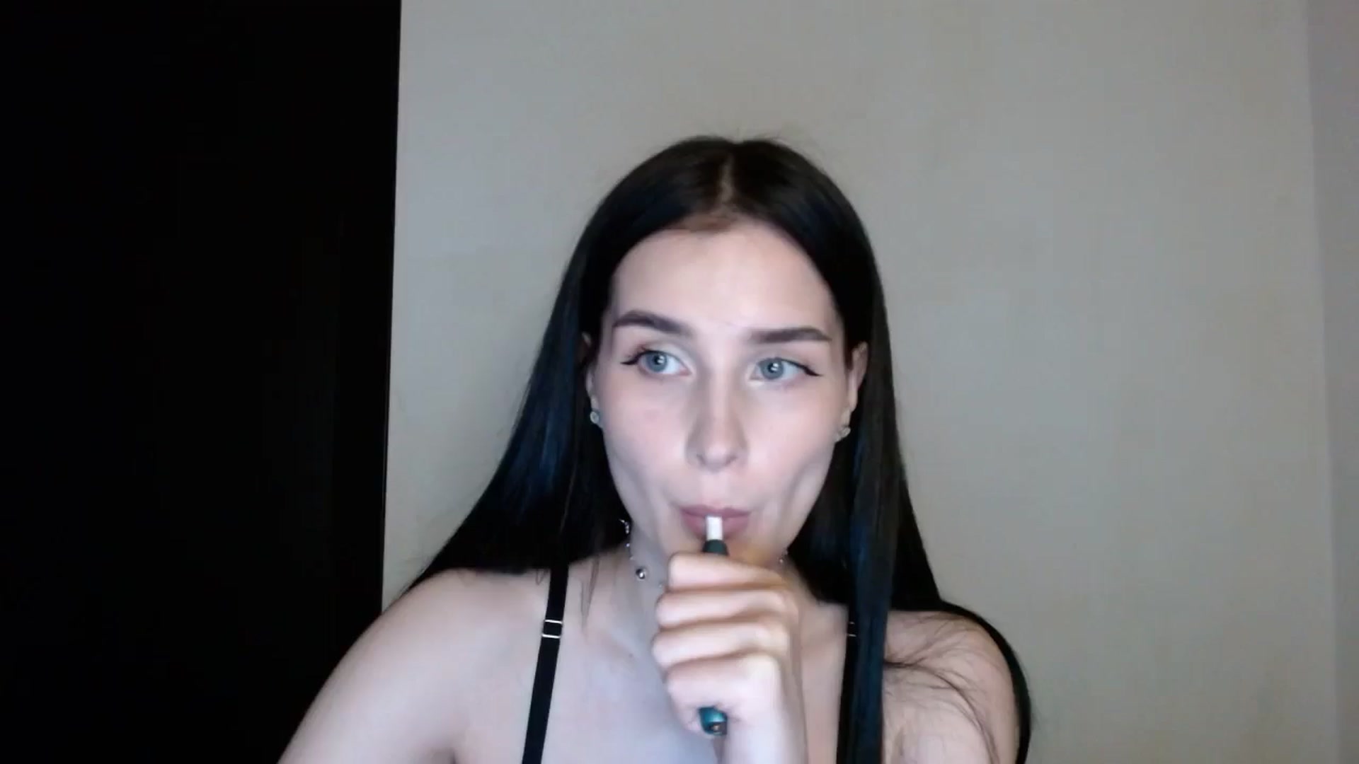 Gallery image thumbnail from Juicy_peach_'s myfreecams stream on, 05/07/2024, 19:18 image 15 of 20