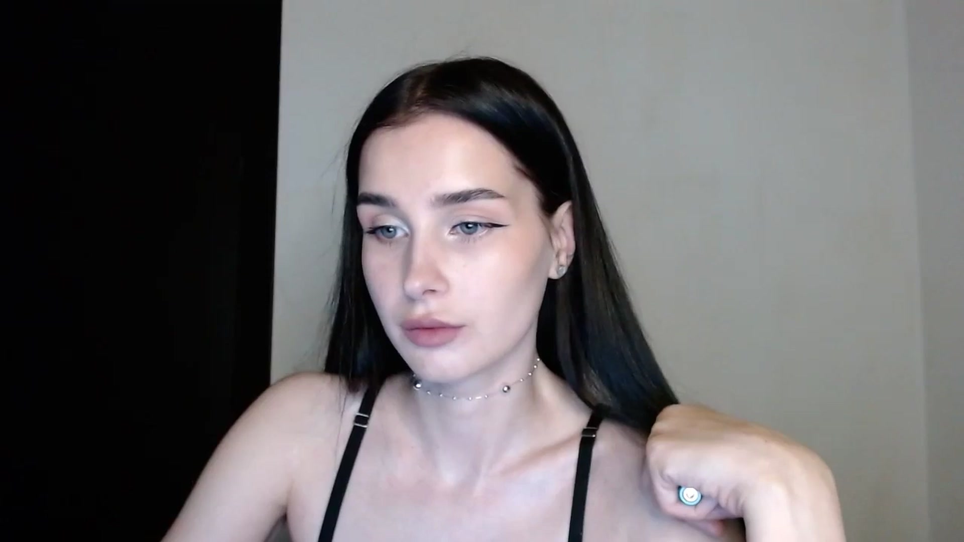 Gallery image thumbnail from Juicy_peach_'s myfreecams stream on, 05/07/2024, 19:18 image 6 of 20