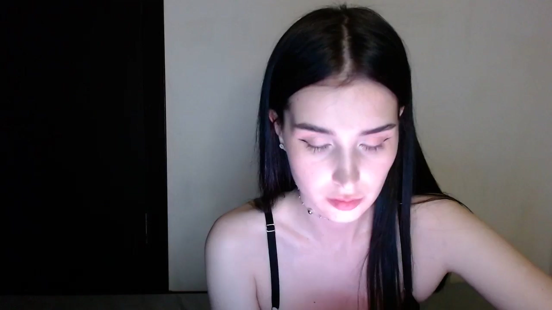 Gallery image thumbnail from Juicy_peach_'s myfreecams stream on, 05/07/2024, 19:18 image 13 of 20