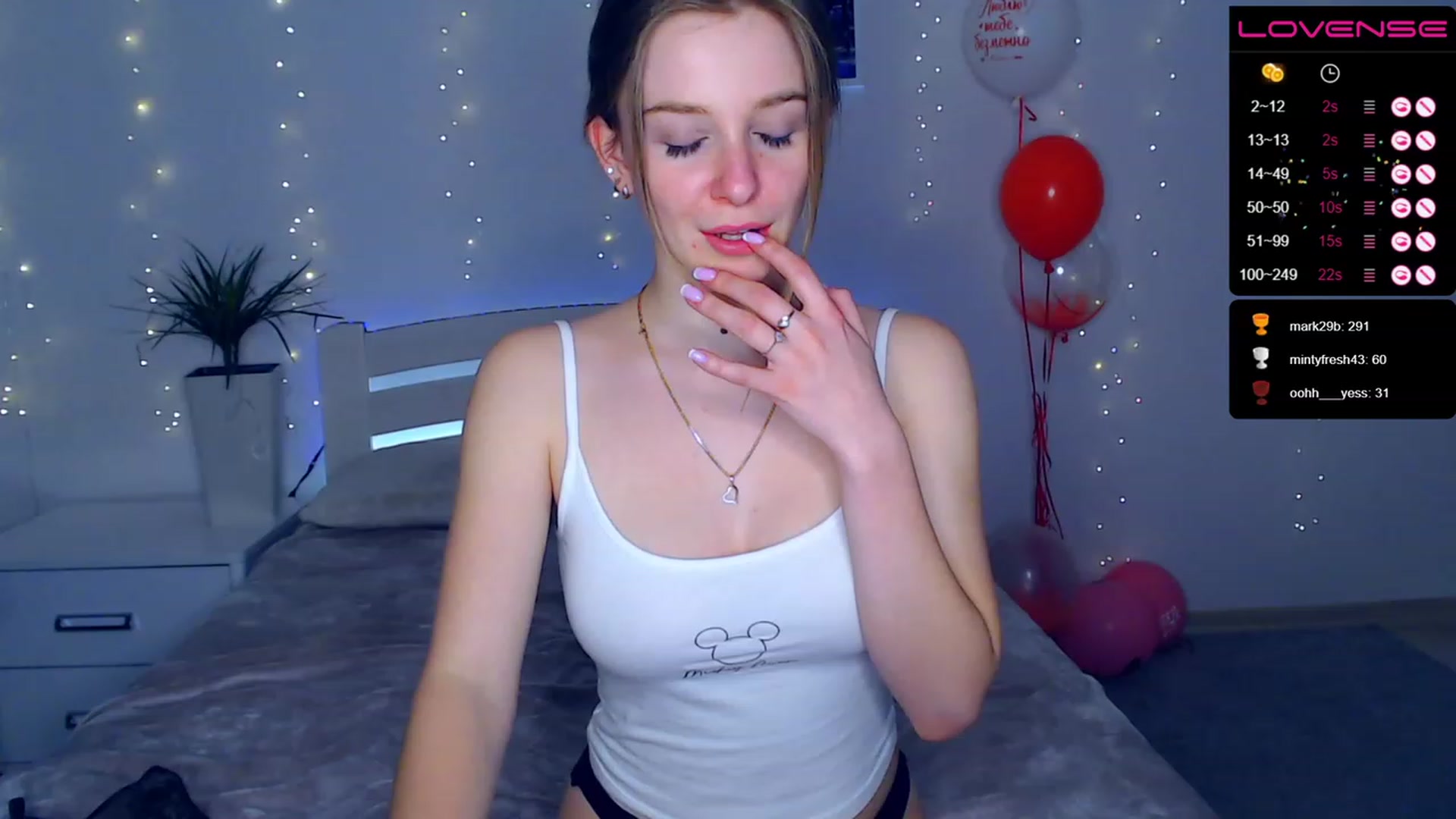 Gallery image thumbnail from Juicyjines's myfreecams stream on, 02/19/2023, 15:09 image 11 of 20
